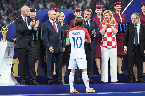 队都必须面 队都必须面