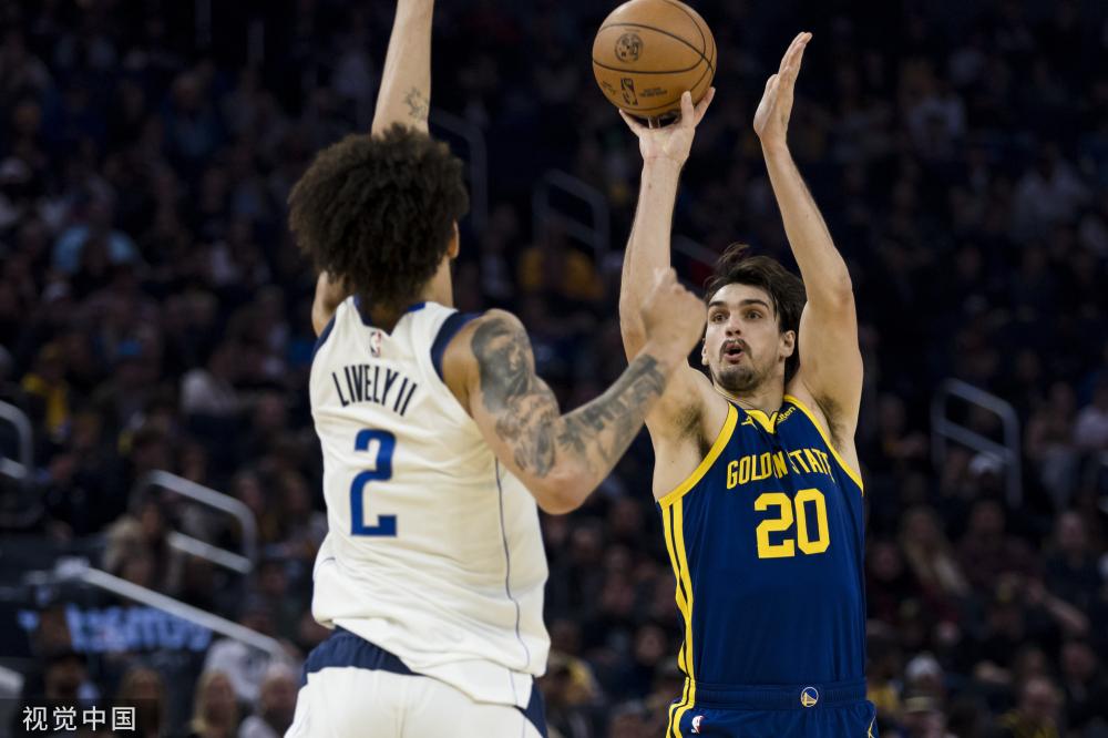 卡佩罗的看 卡佩罗的看