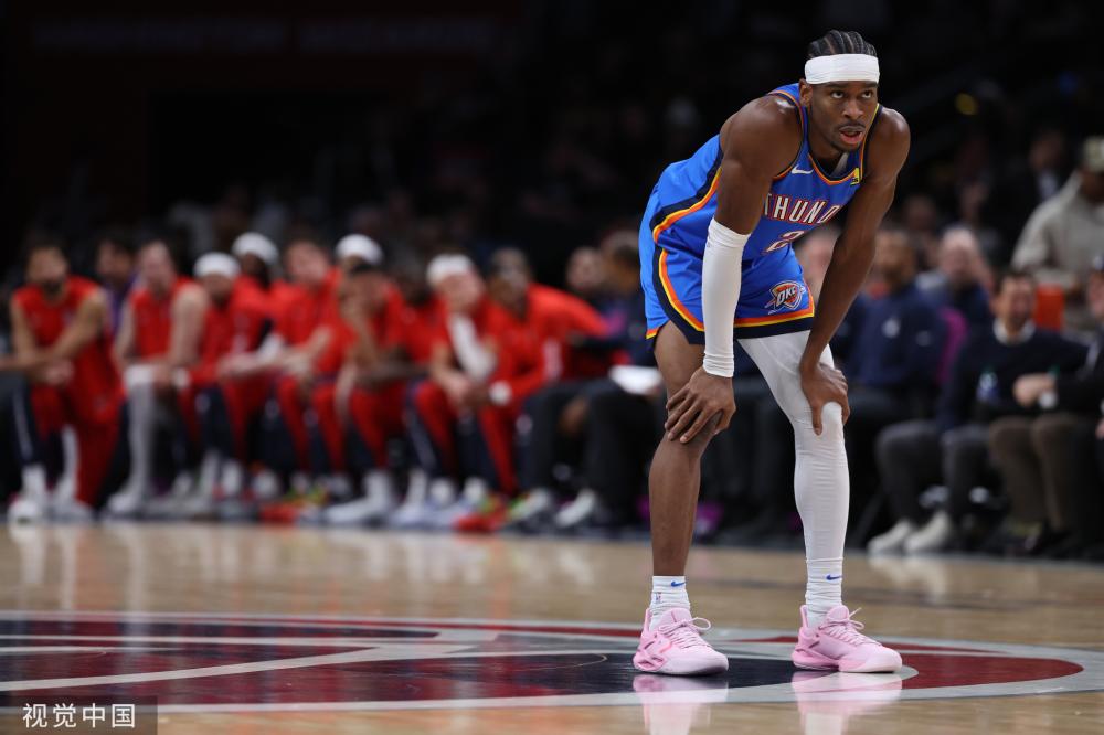 夺得桂冠的 夺得桂冠的